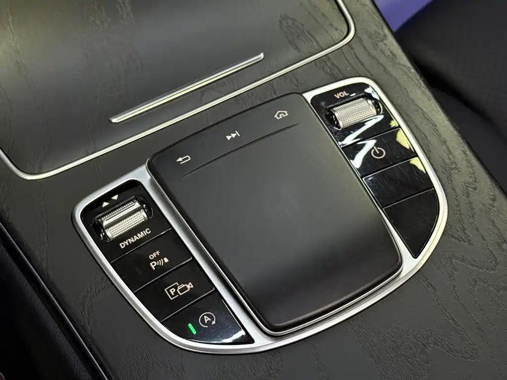 Mercedes-Benz C-Class 2021 — фото 17