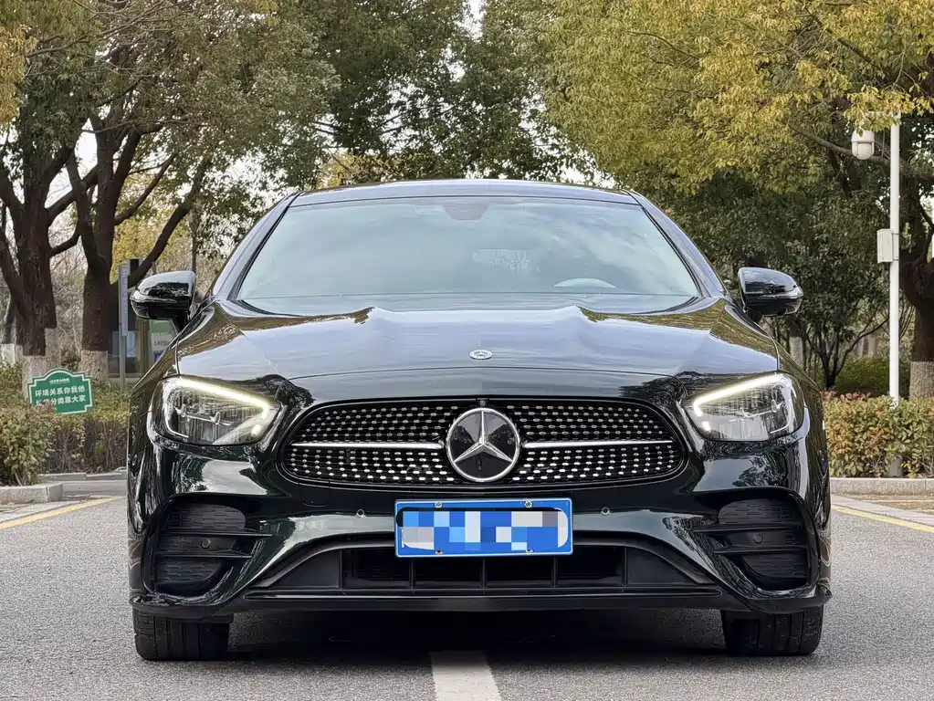 Mercedes-Benz E-Class 2022 — фото 2