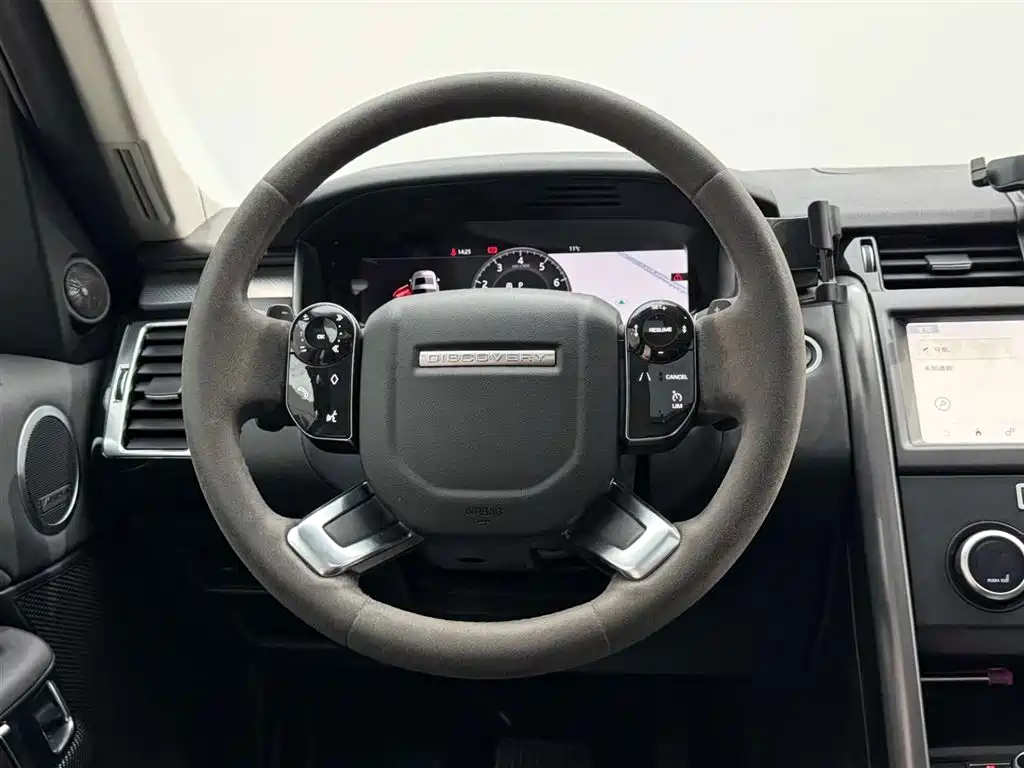Land Rover Discovery 2020 — фото 27