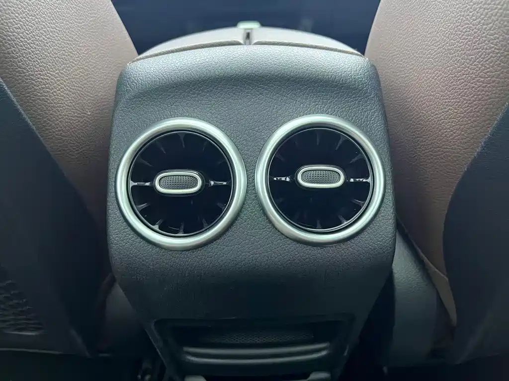 Mercedes-Benz GLB 2020 — фото 12