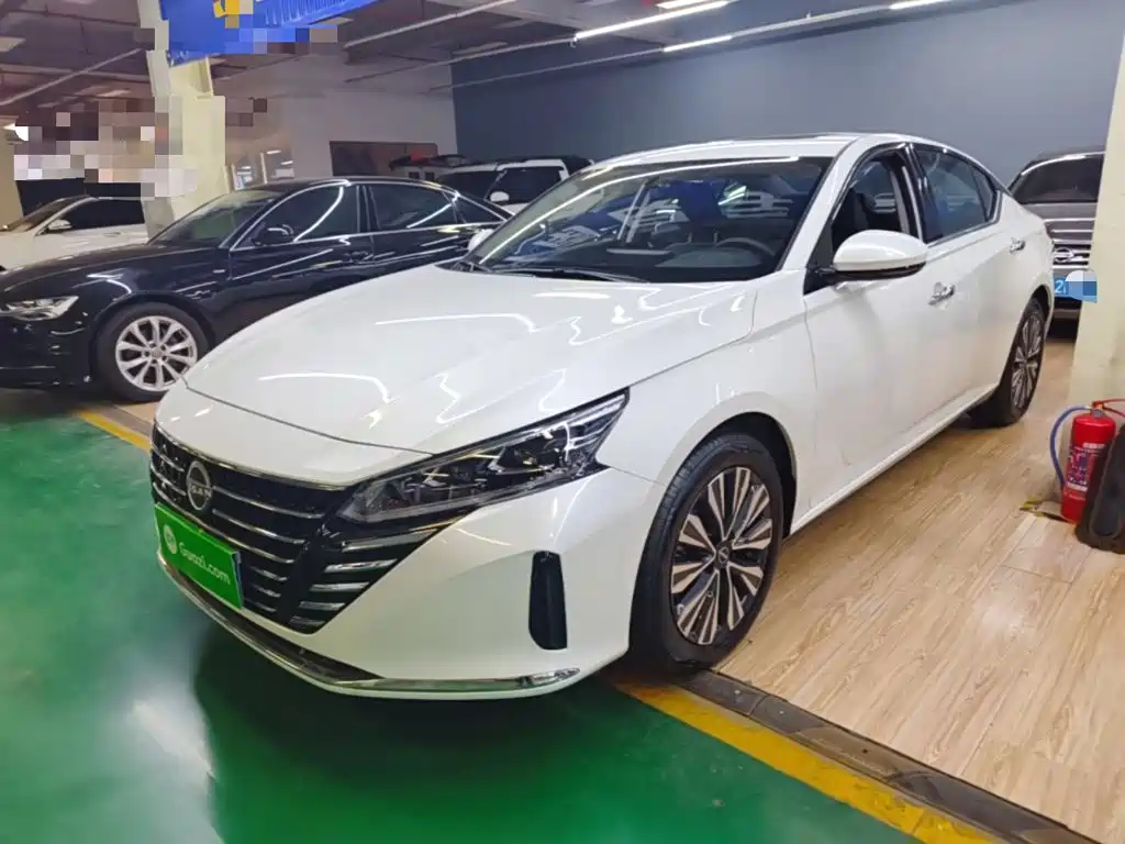 Nissan Teana 2024