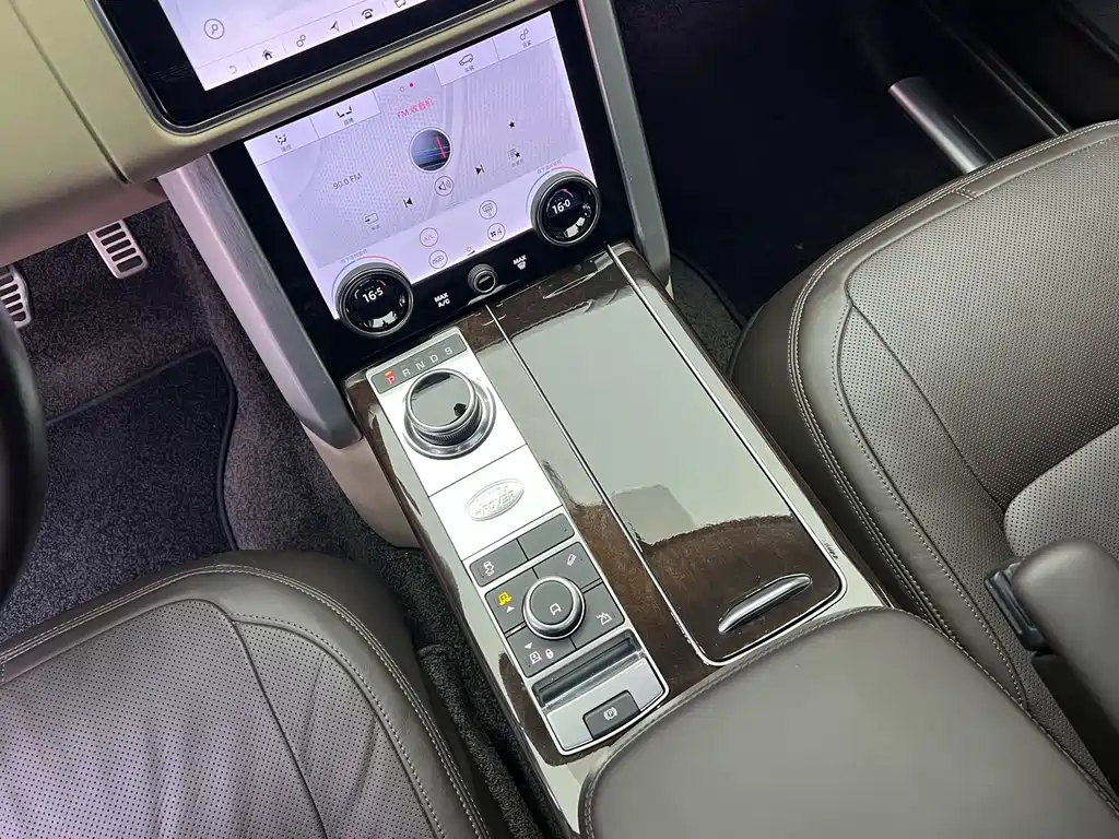 Land Rover Range Rover 2022 — фото 15