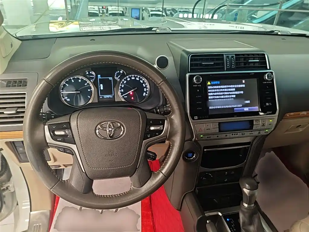 Toyota Prado 2019 — фото 10