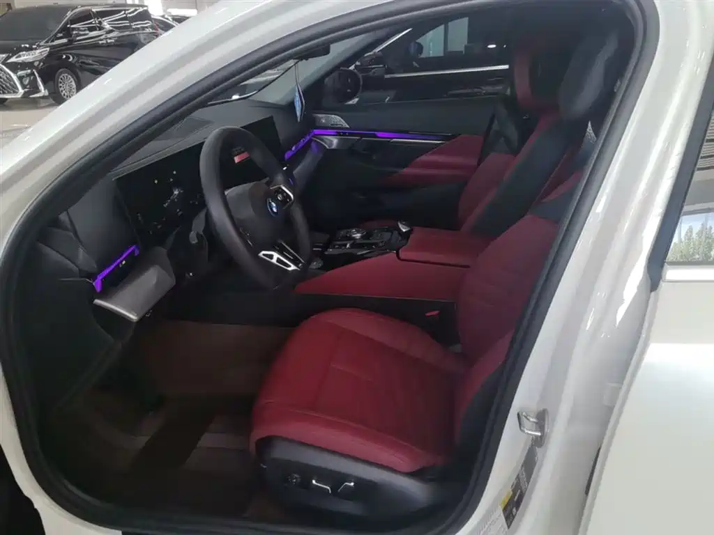 BMW i5 2025 — фото 15