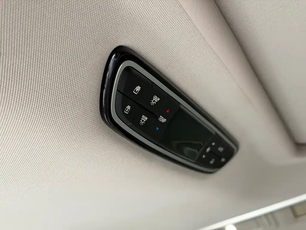 GAC Motor Trumpchi M8 2018 — фото 12