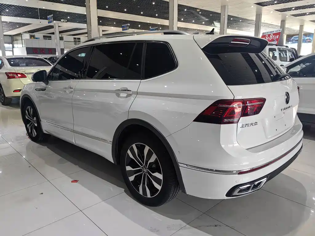 Volkswagen Tiguan L 2021 — фото 7