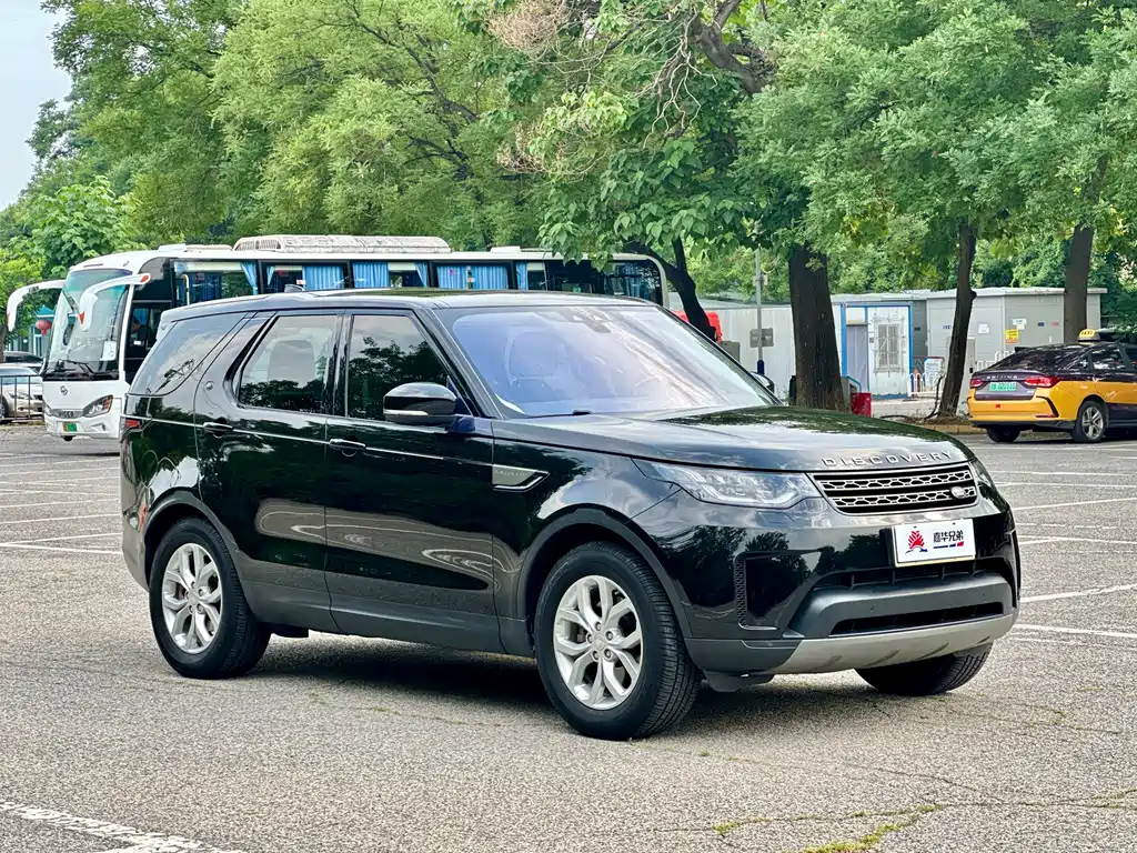 Land Rover Discovery 2018