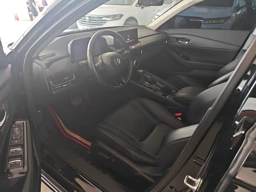 Honda Inspire 2023 — фото 16