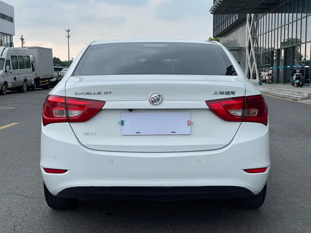 Buick Excelle 2016 — фото 14