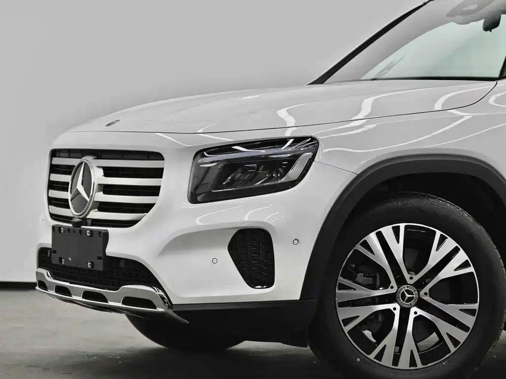 Mercedes-Benz GLB 2024 — фото 26