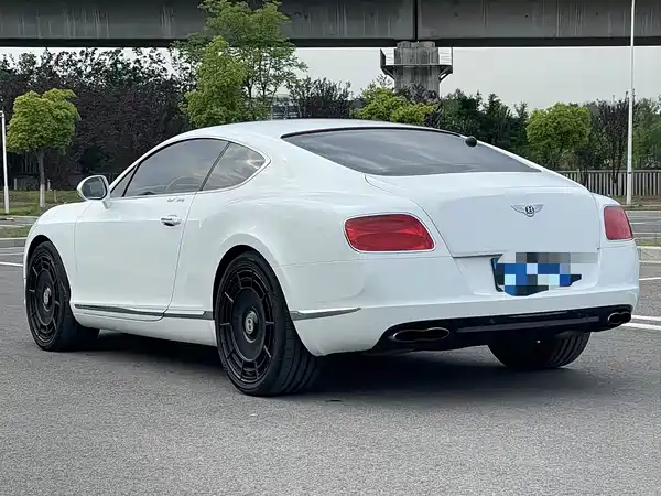 Bentley Continental 2012