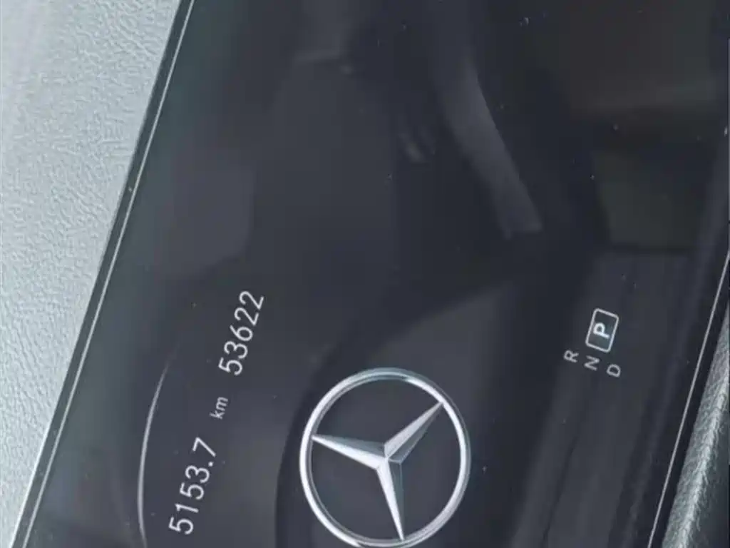 Mercedes-Benz GLB 2023 — фото 16