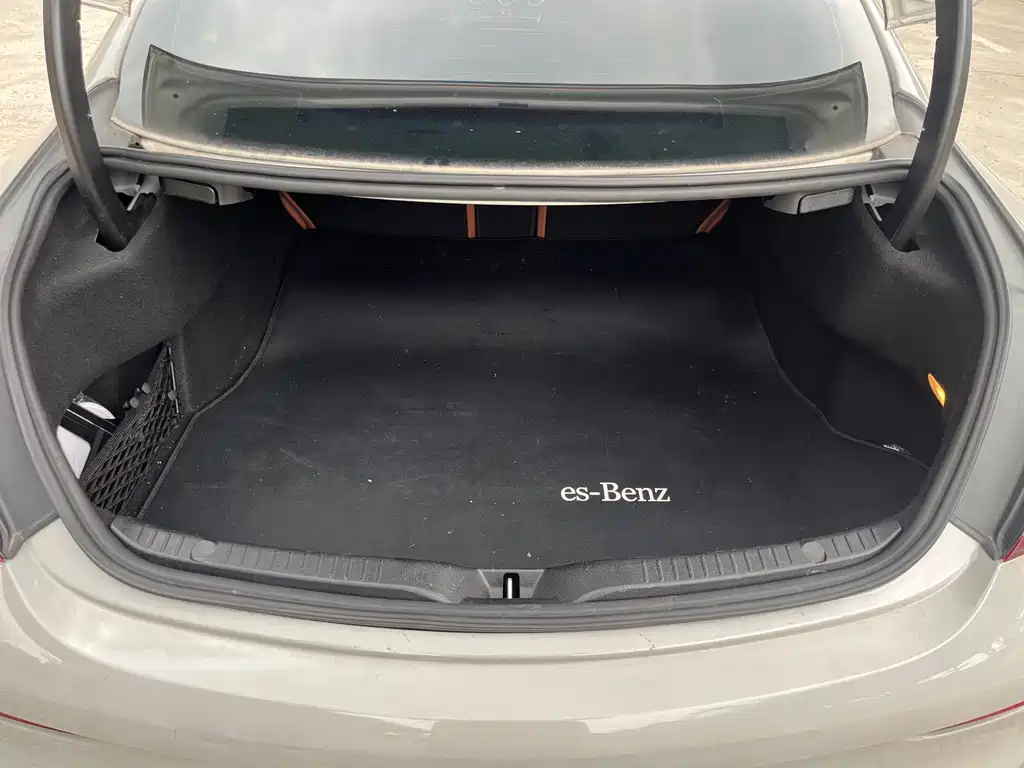 Mercedes-Benz C-Class 2019 — фото 20