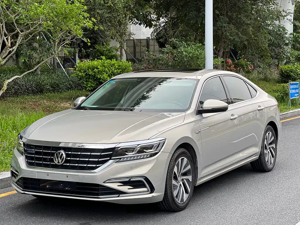 Volkswagen Passat PHEV 2019