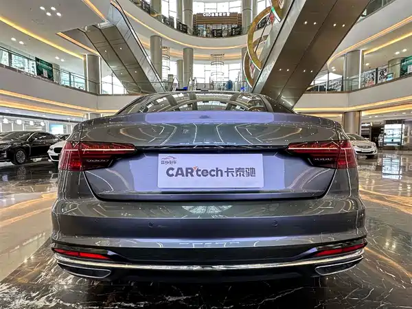 Audi A4L 2020