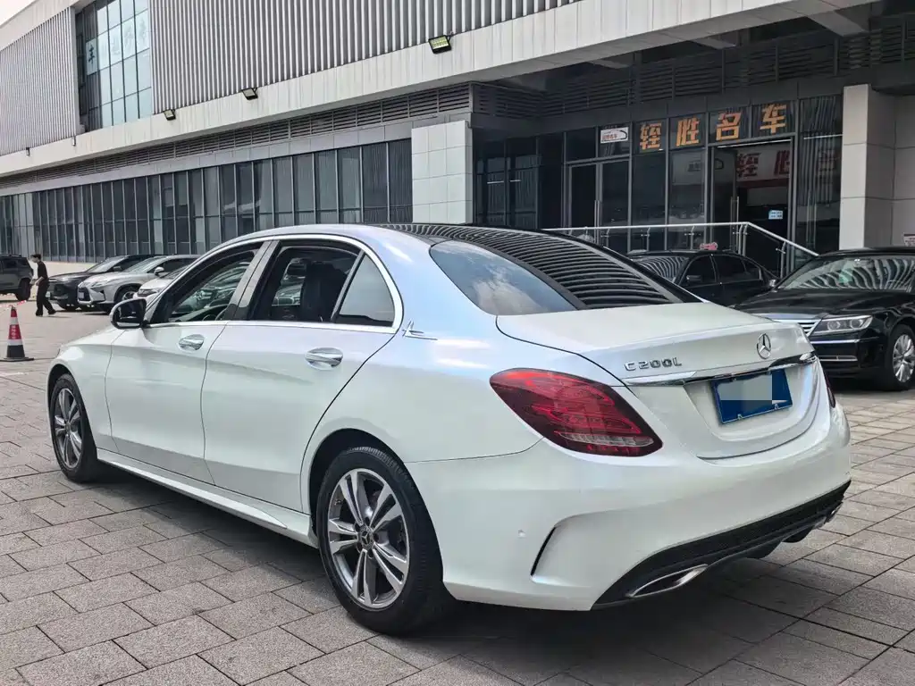 Mercedes-Benz C-Class 2018 — фото 8