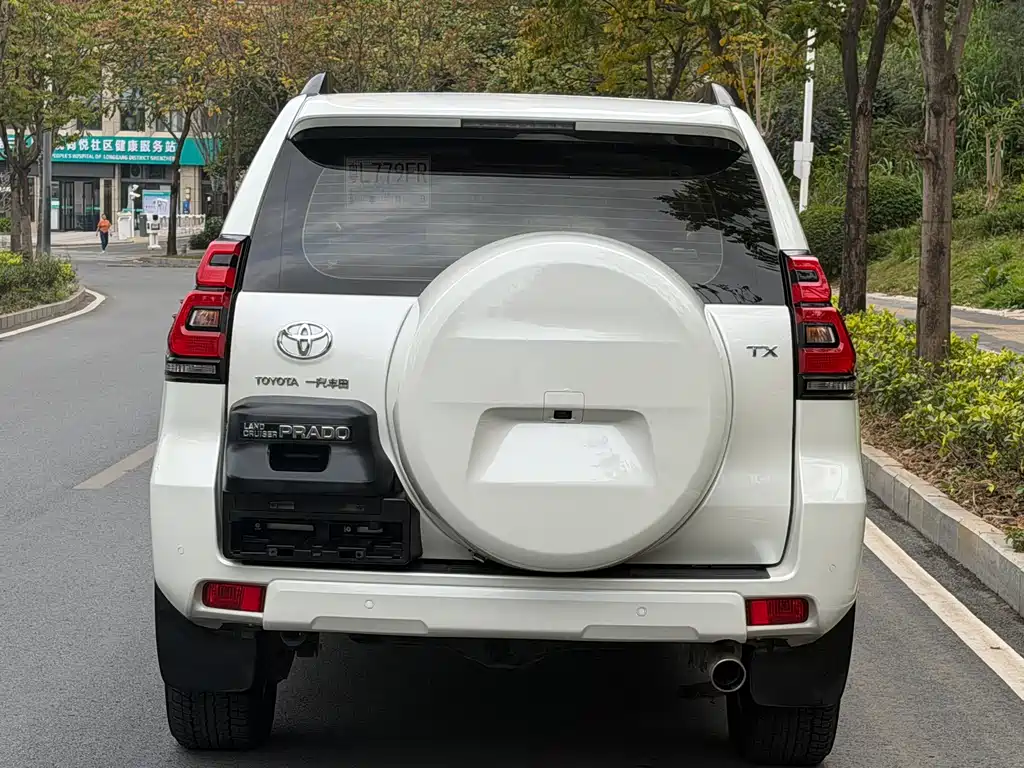 Toyota Prado 2018 — фото 5