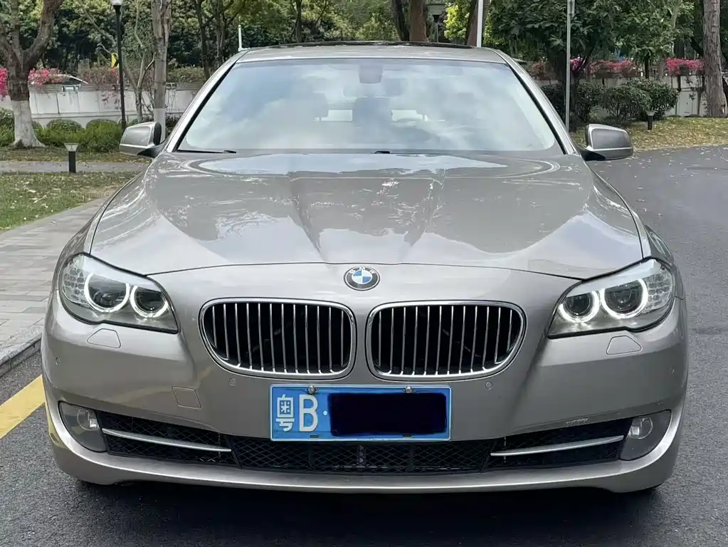BMW 5 Series 2012