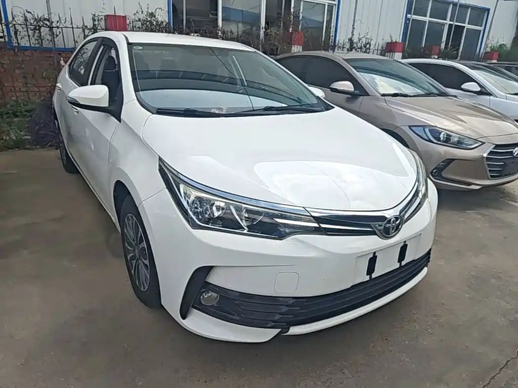 Toyota Corolla 2019 — фото 4