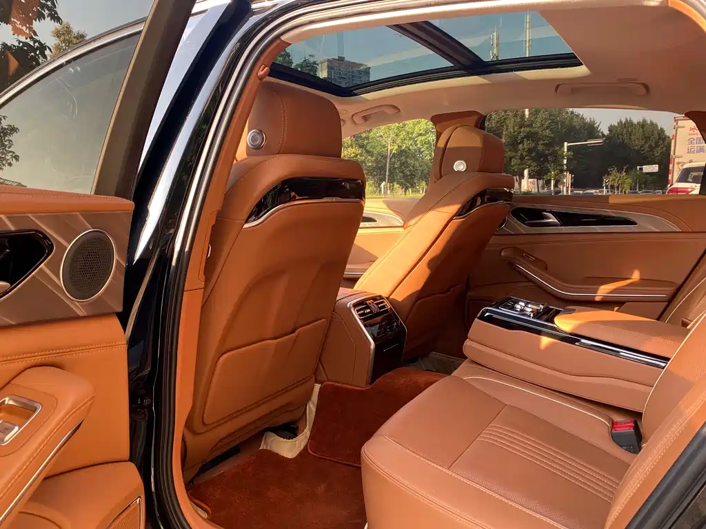 Hongqi H9 2021 — фото 6