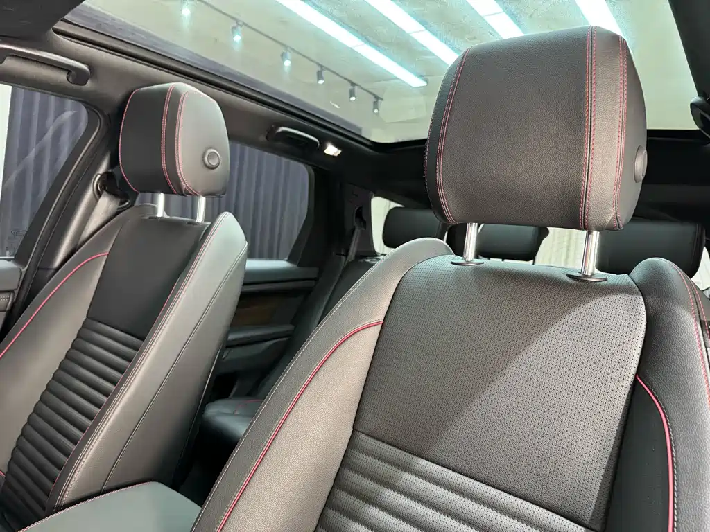 Land Rover Discovery Sport 2022 — фото 38