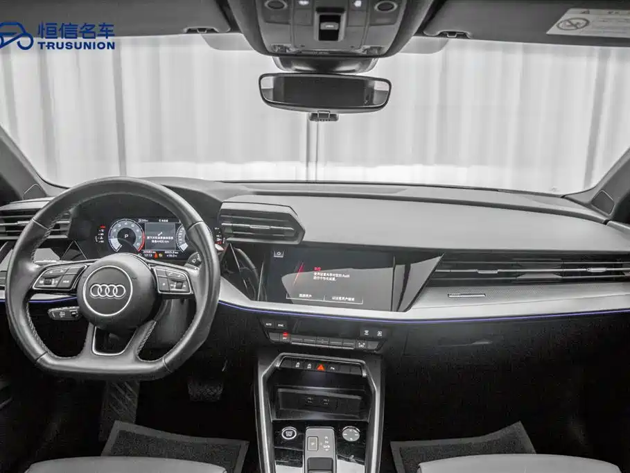 Audi A3 2024 — фото 13