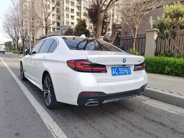 BMW 5 Series 2023