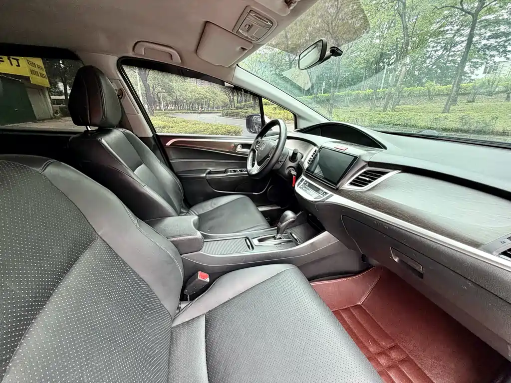Honda Jade 2014 — фото 12