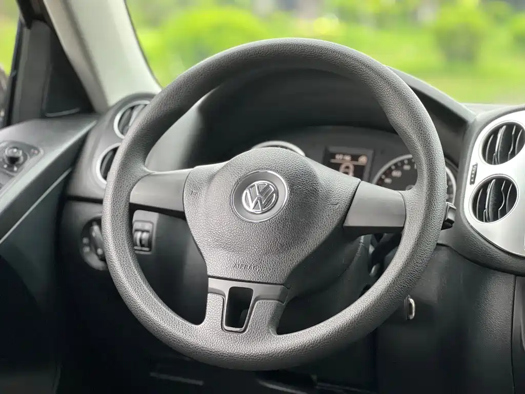 Volkswagen Tiguan 2017 — фото 27
