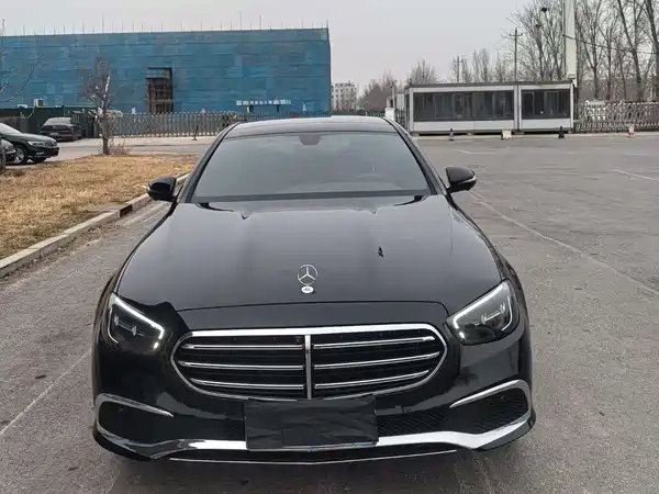 Mercedes-Benz E-Class 2023