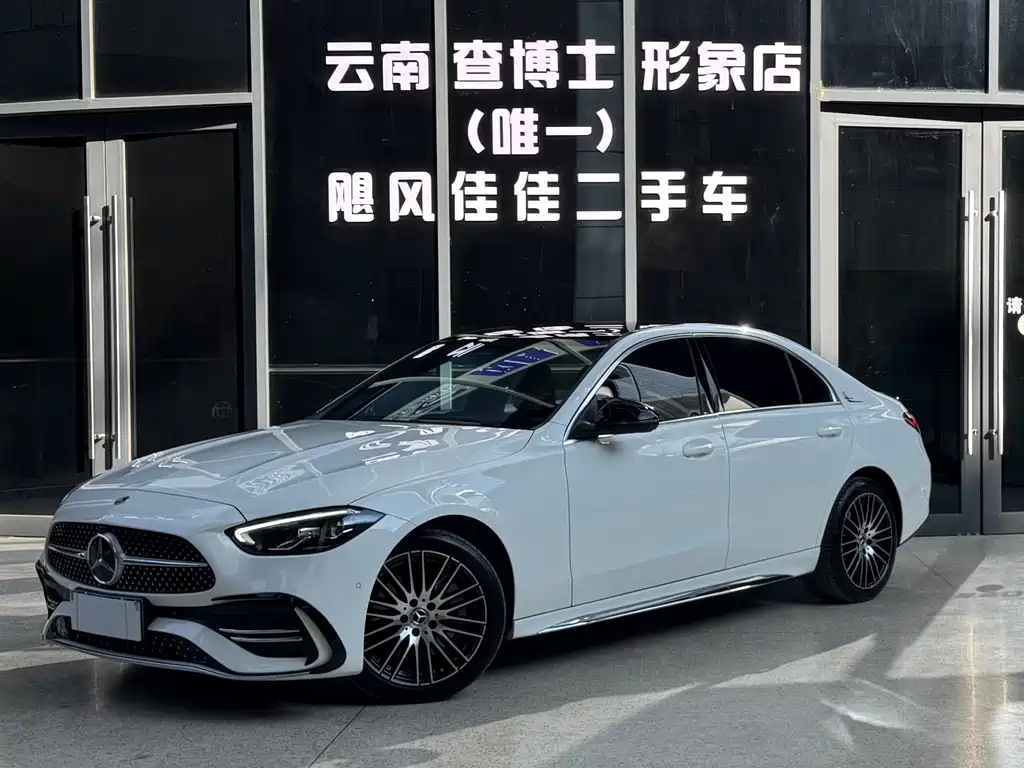 Mercedes-Benz C-Class 2025 — фото 1