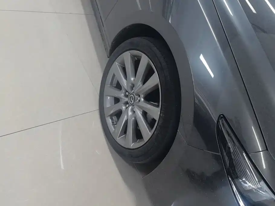 Mazda 3 Angkesela 2020