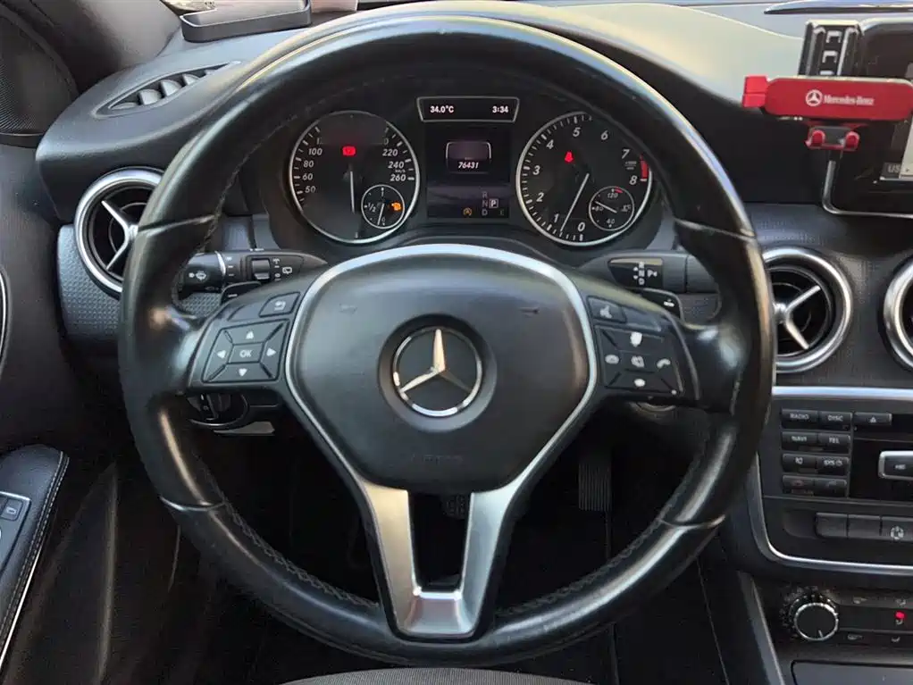 Mercedes-Benz A-Class 2015 — фото 23