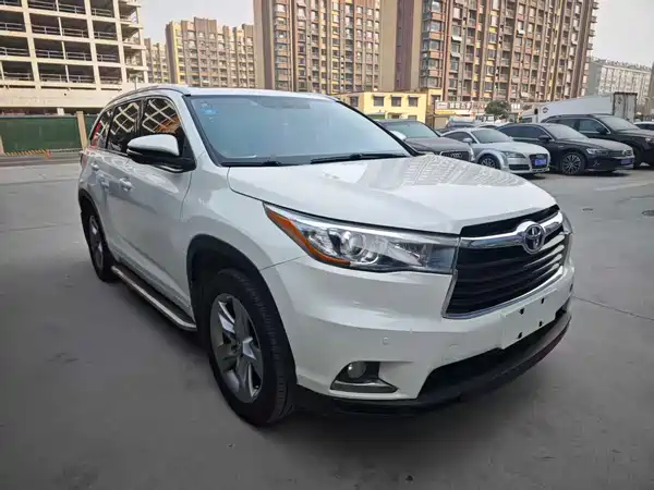 Toyota Highlander 2015