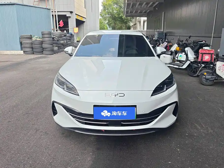 BYD Seal 06 2025