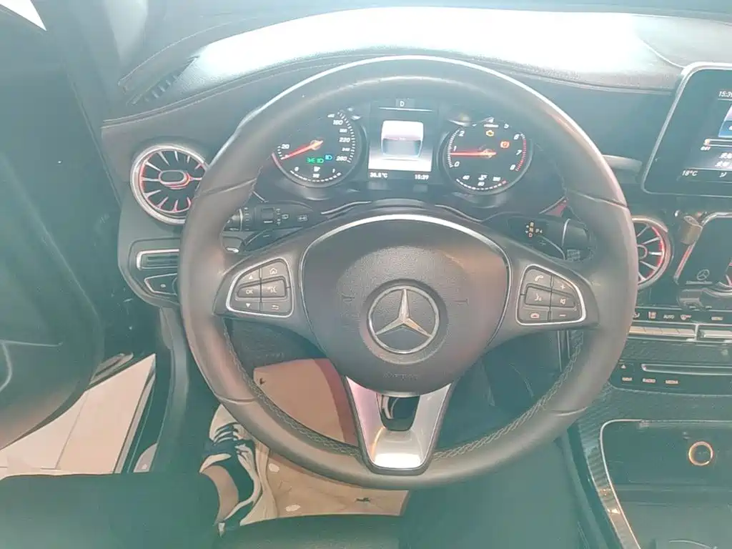 Mercedes-Benz GLC 2018