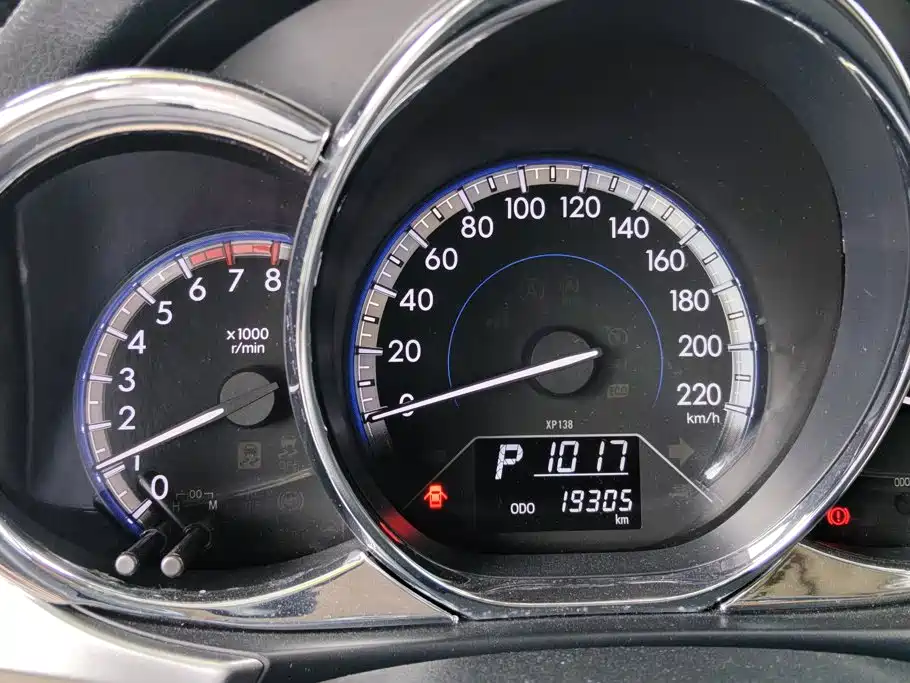 Toyota Vios 2016 — фото 14