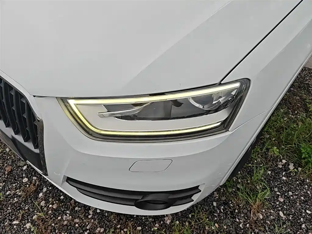 Audi Q3 2014 — фото 24