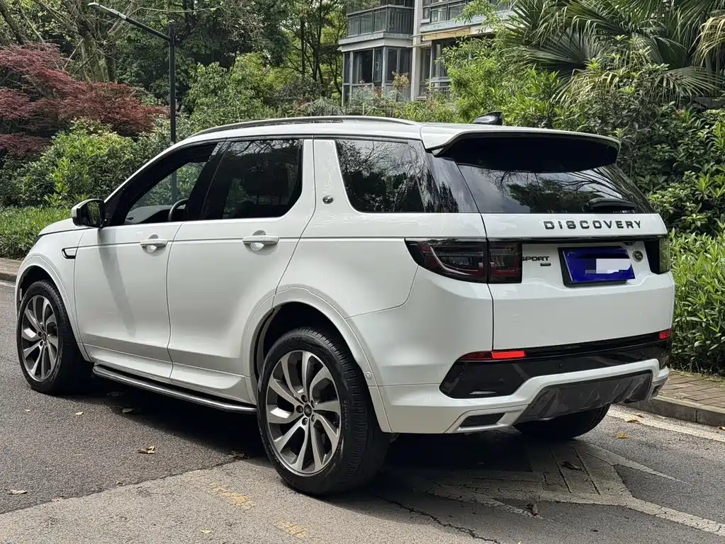 Land Rover Discovery Sport 2022 — фото 9
