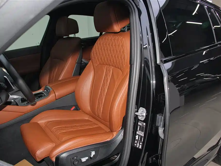 BMW X6 2023 — фото 17