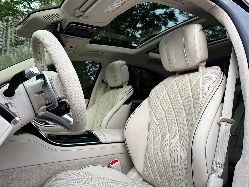 Mercedes-Benz S-Class 2024 — фото 12