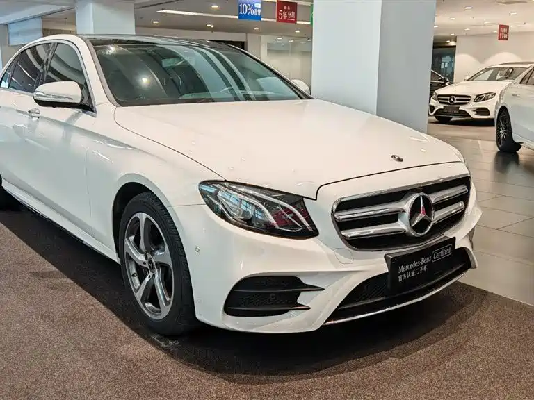 Mercedes-Benz E-Class 2019 — фото 2