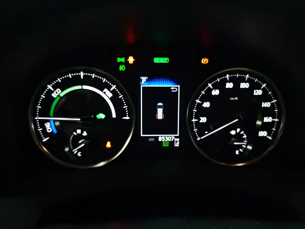 Toyota Alphard 2022 — фото 9