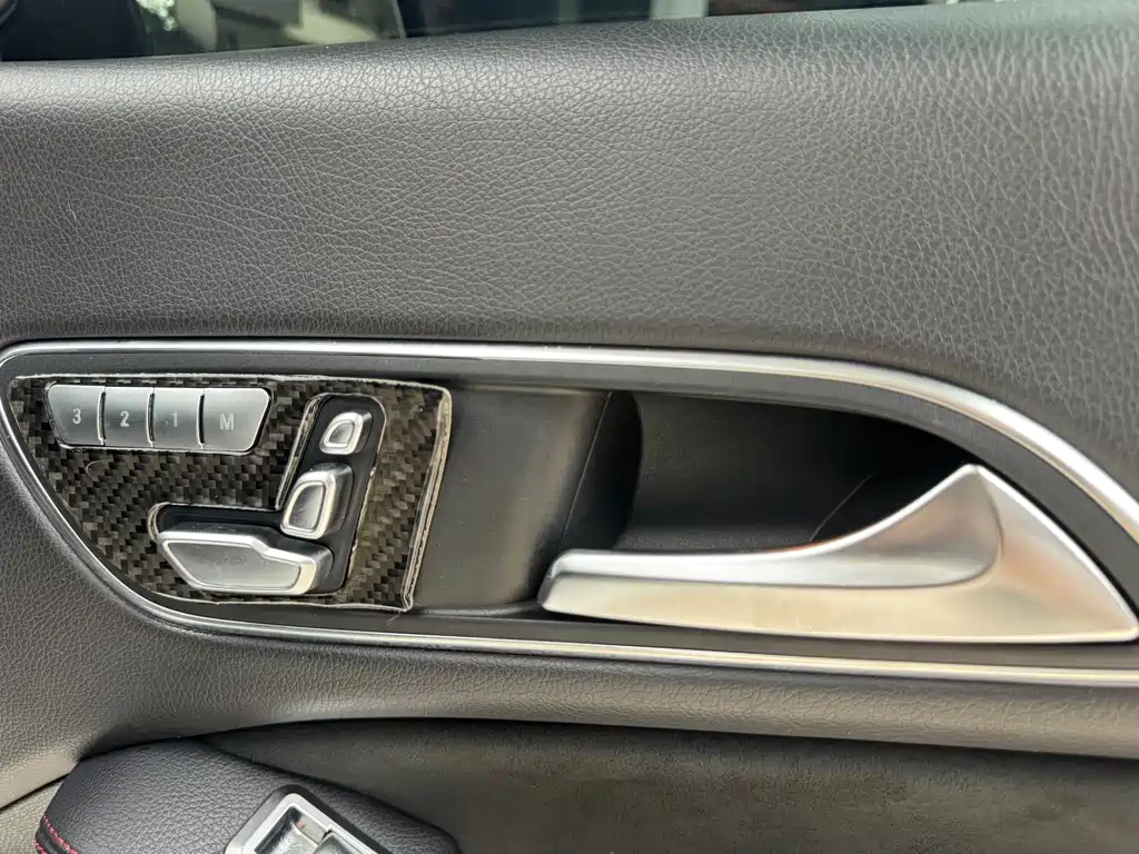 Mercedes-Benz CLA 2018 — фото 20