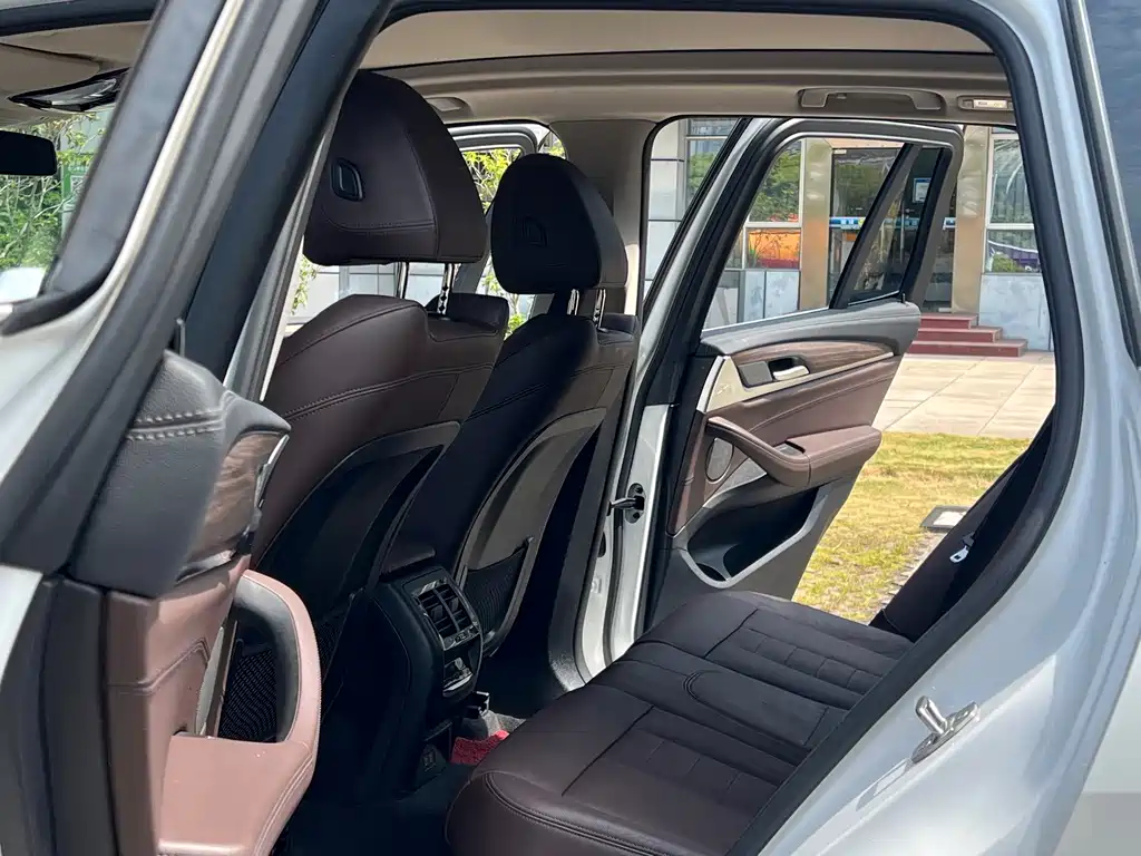BMW X3 2020 — фото 10