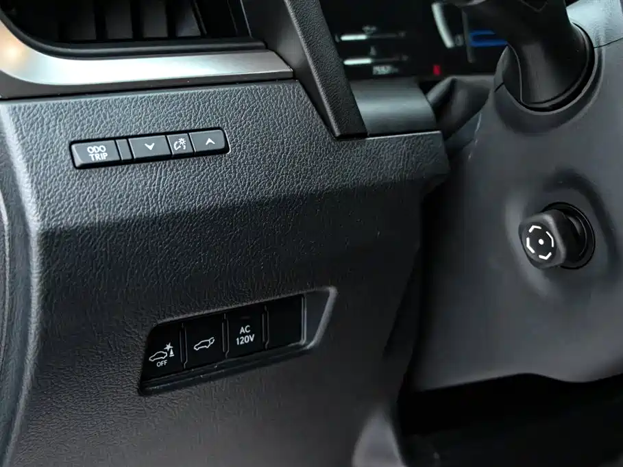 Lexus GX 2024 — фото 17