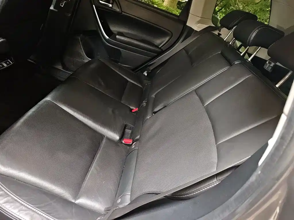 Subaru Forester 2016 — фото 18