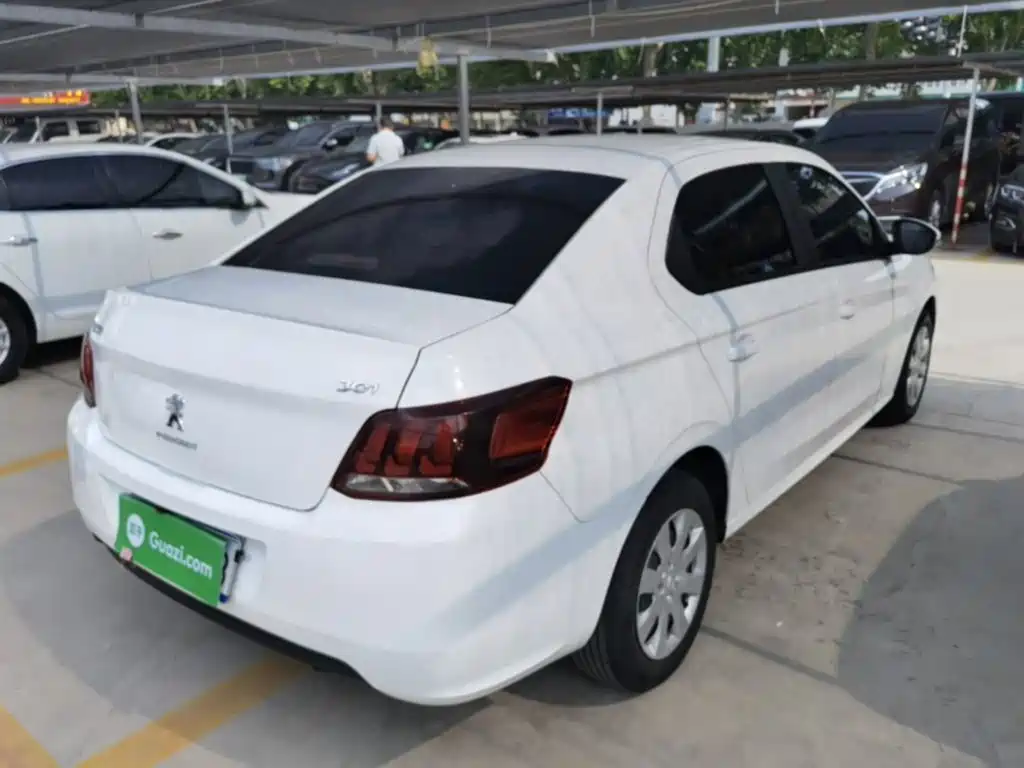 Peugeot 301 2018