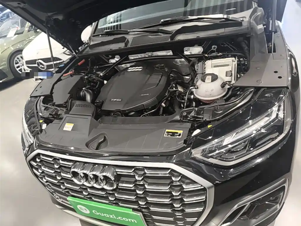 Audi Q5L 2023 — фото 20