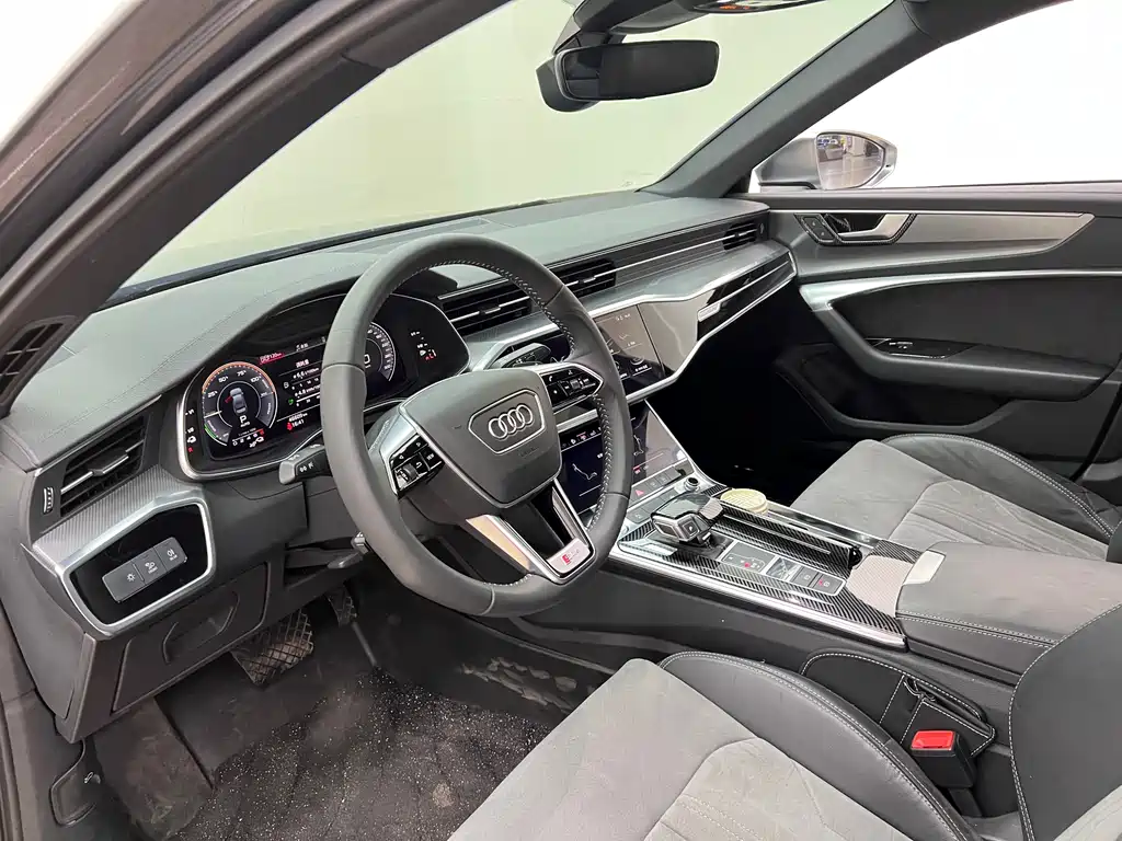 Audi A6L New Energy 2021 — фото 15